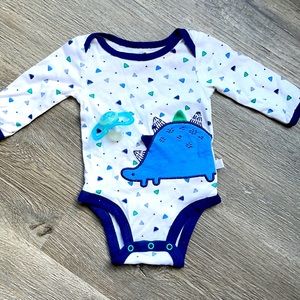 0-3 Month Dinosaur 🦕 Onesie .